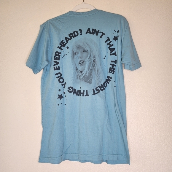 Taylor Swift Lover Ain’t That The Worst Thing You Ever Heard Tee M - Picture 2 of 4